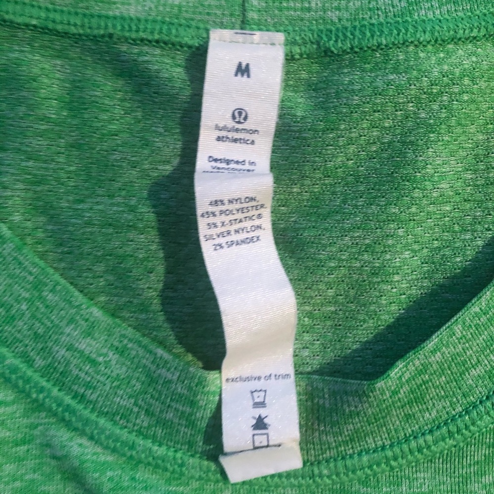 Lululemon muscle shirt